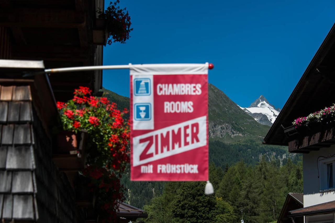 Landhaus Alpenrose - Feriendomizile Pichler Hotell Heiligenblut Exteriör bild