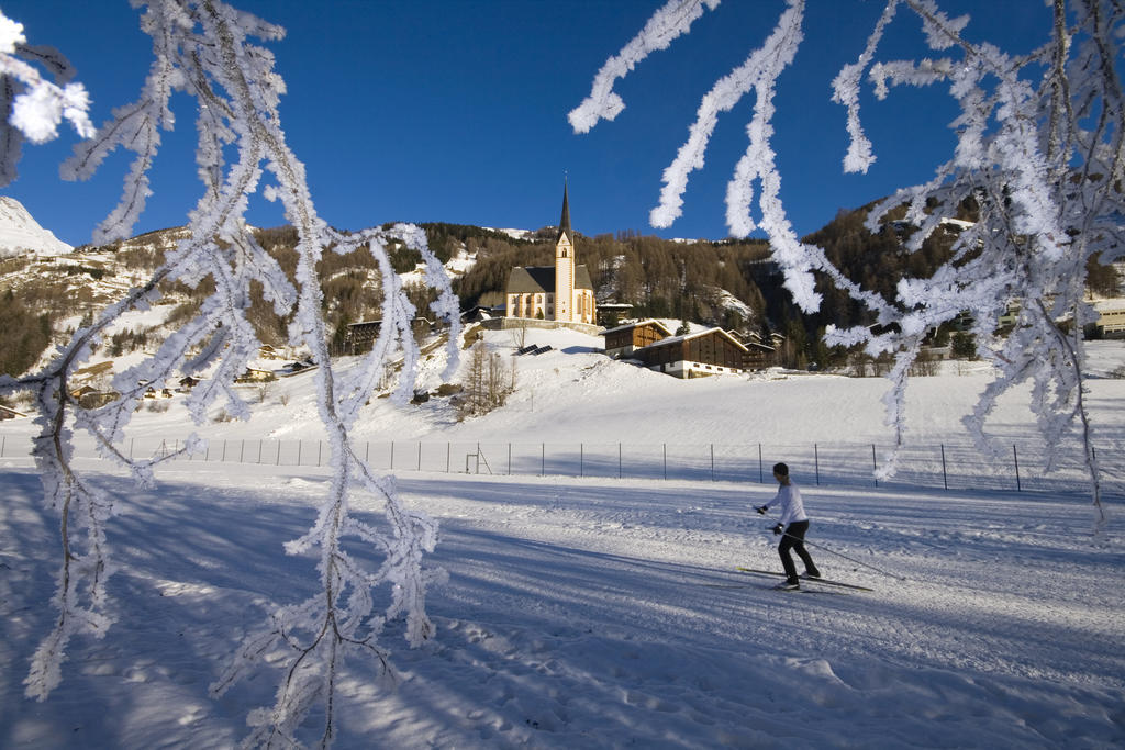 Landhaus Alpenrose - Feriendomizile Pichler Hotell Heiligenblut Exteriör bild